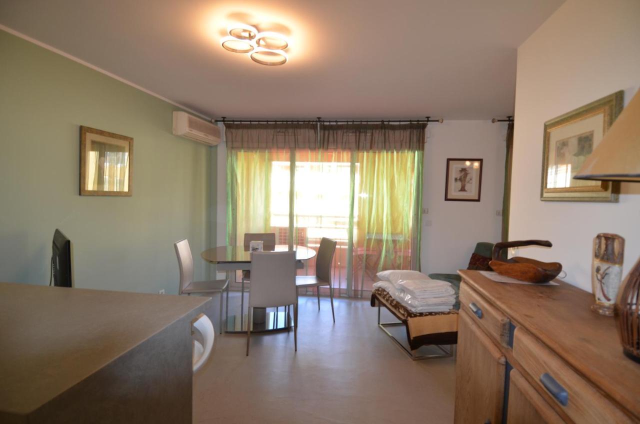 Appartement 3 Personnes Avec Coin Nuit Avec Terrasse Et Parking Quartier Du Port De Nice Nisa Exterior foto