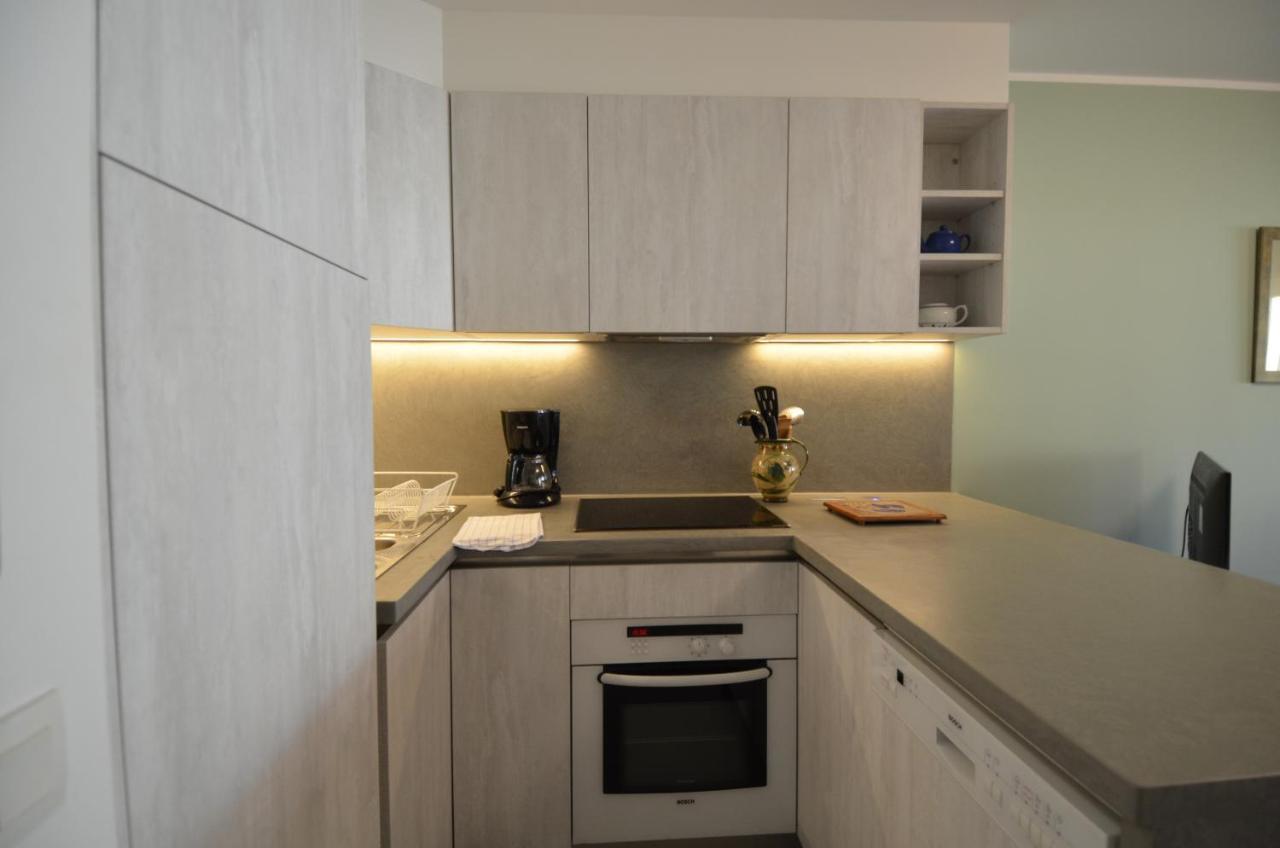 Appartement 3 Personnes Avec Coin Nuit Avec Terrasse Et Parking Quartier Du Port De Nice Nisa Exterior foto